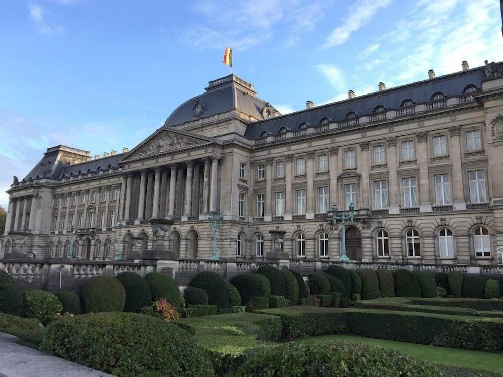 The Usual Brussels Hotel Exterior photo